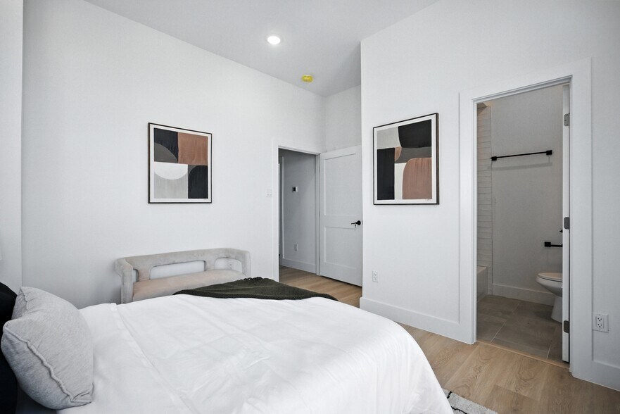 More Photos Of 312 N Lancaster Ave, Dallas Apartments For Sale