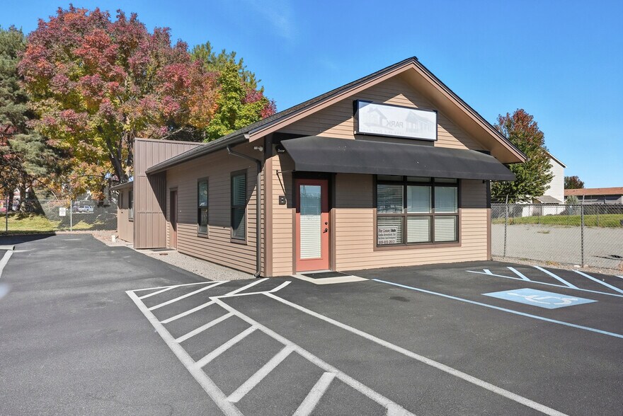Primary Photo Of 15803 E Sprague Ave, Spokane Valley Office For Lease