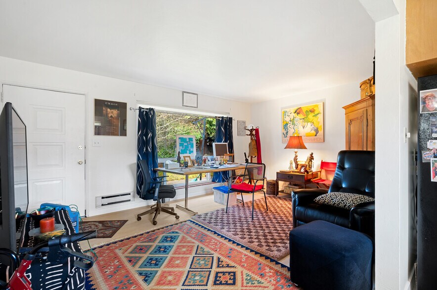 More Photos Of 1014 SW 154th St, Burien Apartments For Sale