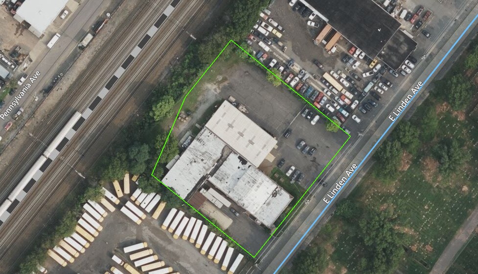 More Photos Of 925 E Linden Ave, Linden Warehouse For Lease