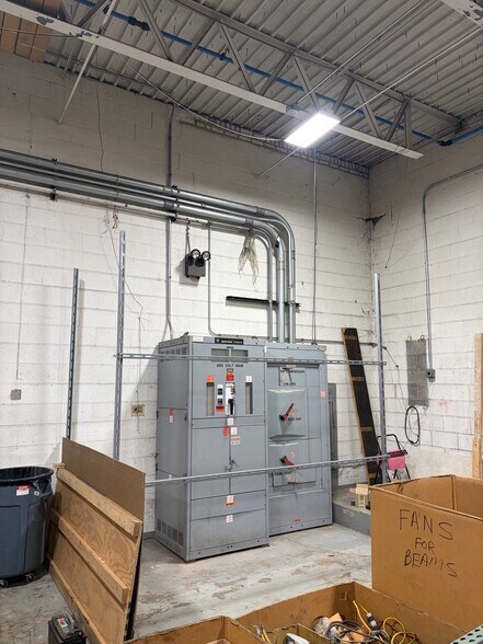 More Photos Of 165 Industry Ave, Frankfort Warehouse For Lease