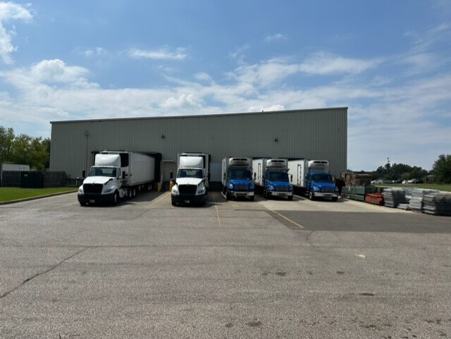 More Photos Of 280 Moore Ln, Collierville Warehouse For Lease