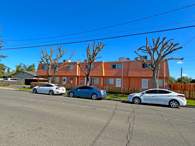 More Photos Of 1109 Alpha Rd, Turlock Apartments For Sale