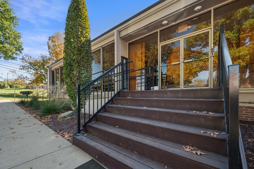 More Photos Of 11 Mayview Rd, Bridgeville Office For Sale