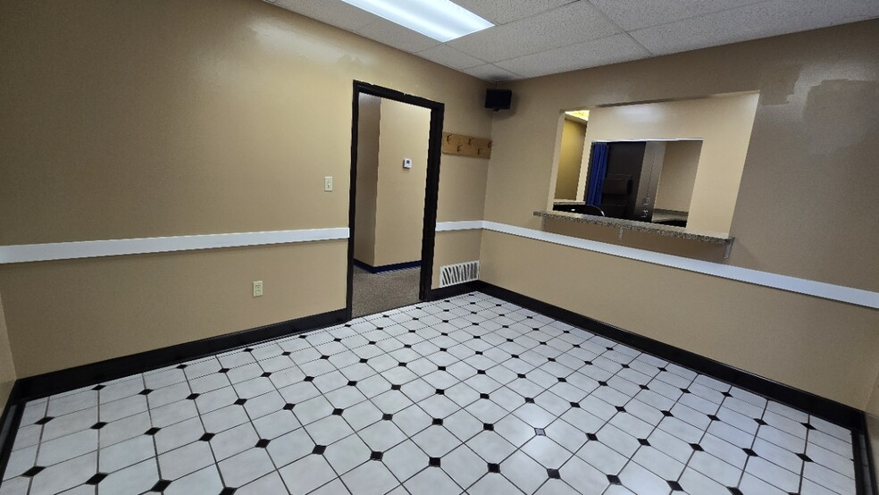 More Photos Of 100 W National Rd, Englewood Medical For Sale