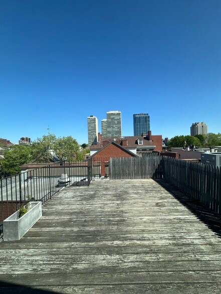 More Photos Of 415-419 S 2nd St, Philadelphia Loft Creative Space For Sale