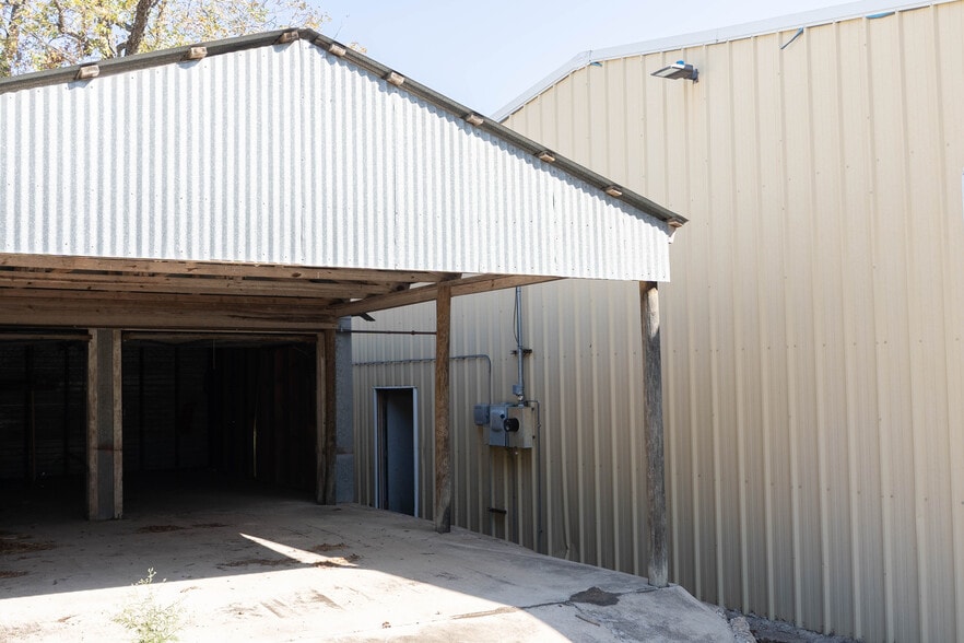 More Photos Of 14 Tenth St, Temple Research And Development For Sale