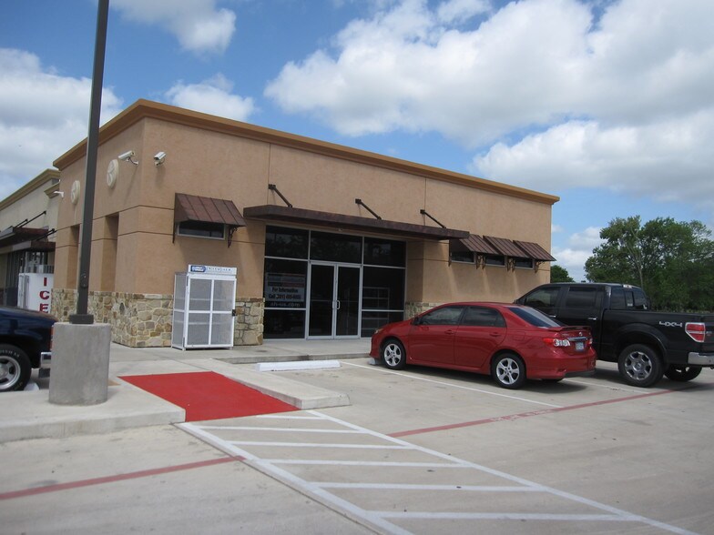 More Photos Of 6601 Broadway St, Pearland Storefront Retail Office For Lease