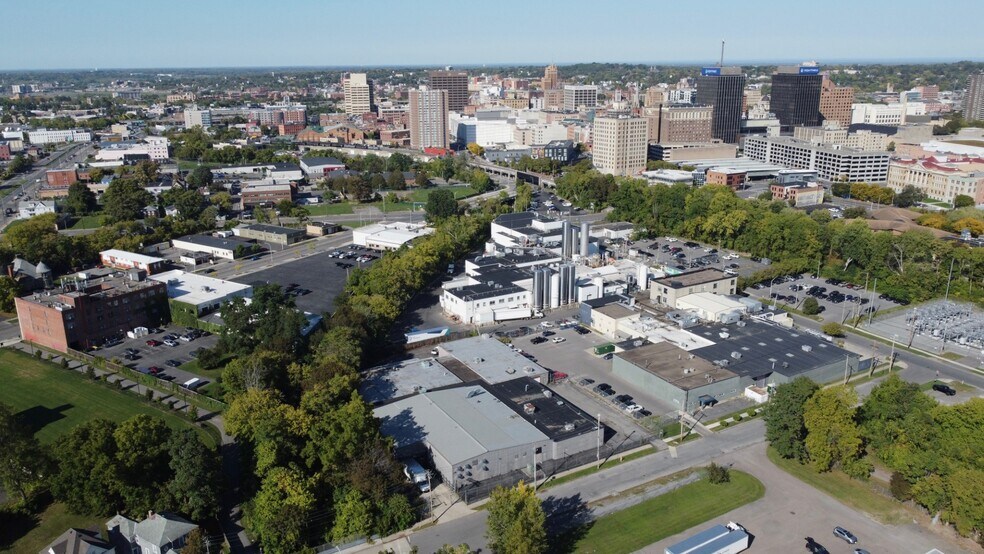 More Photos Of 123 Larned St, Syracuse Manufacturing For Lease