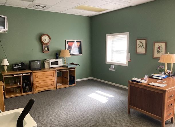 More Photos Of 435 S Ironwood Dr, South Bend Funeral Home For Sale