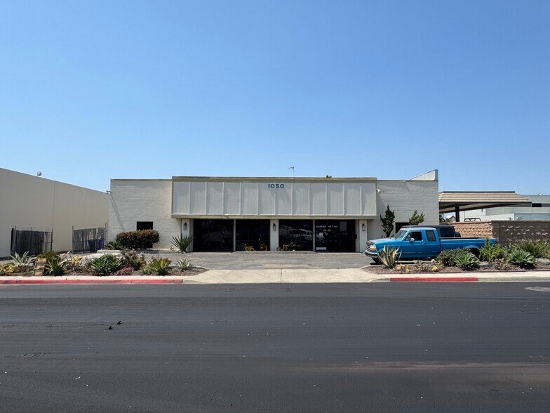 Primary Photo Of 1050 Linda Vista Dr, San Marcos Manufacturing For Lease