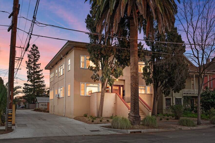 More Photos Of 1717 26th St, Sacramento Apartments For Sale