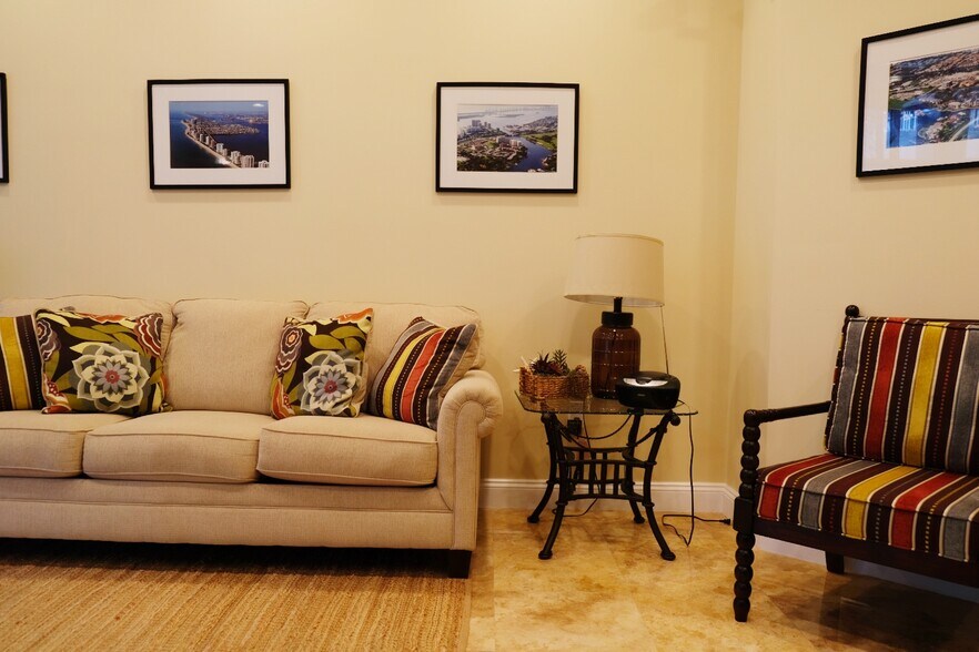 More Photos Of 3307 Northlake Blvd, Palm Beach Gardens Office For Sale