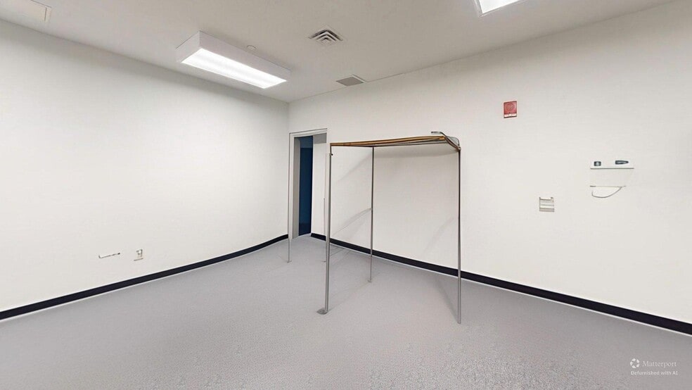 More Photos Of 550 Somerset Ter NE, Atlanta General Retail For Lease