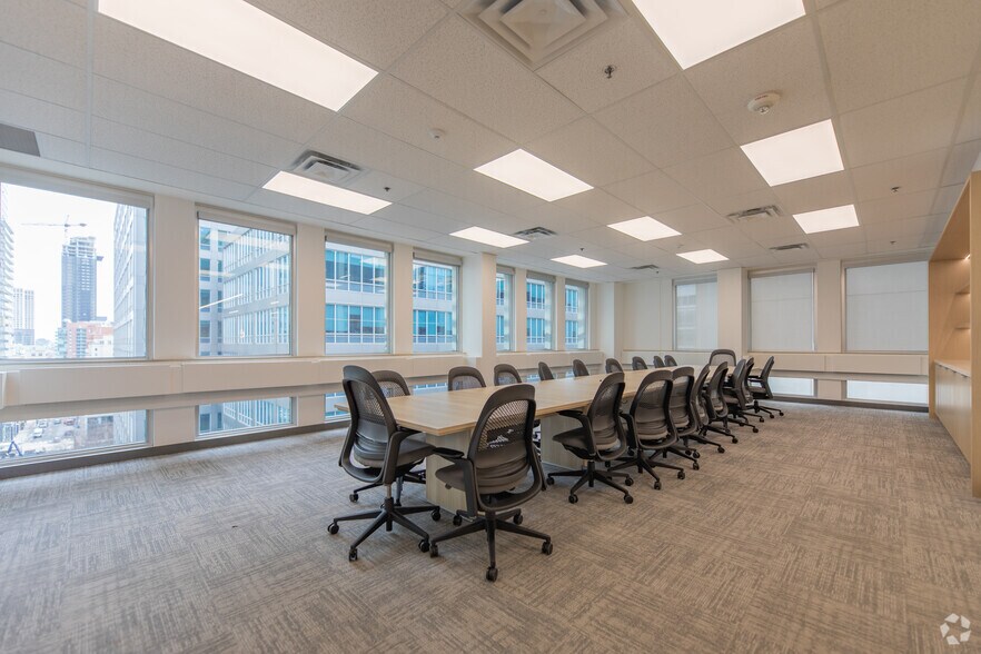More Photos Of 74 Victoria St and 137 Yonge St, Toronto Office For Lease