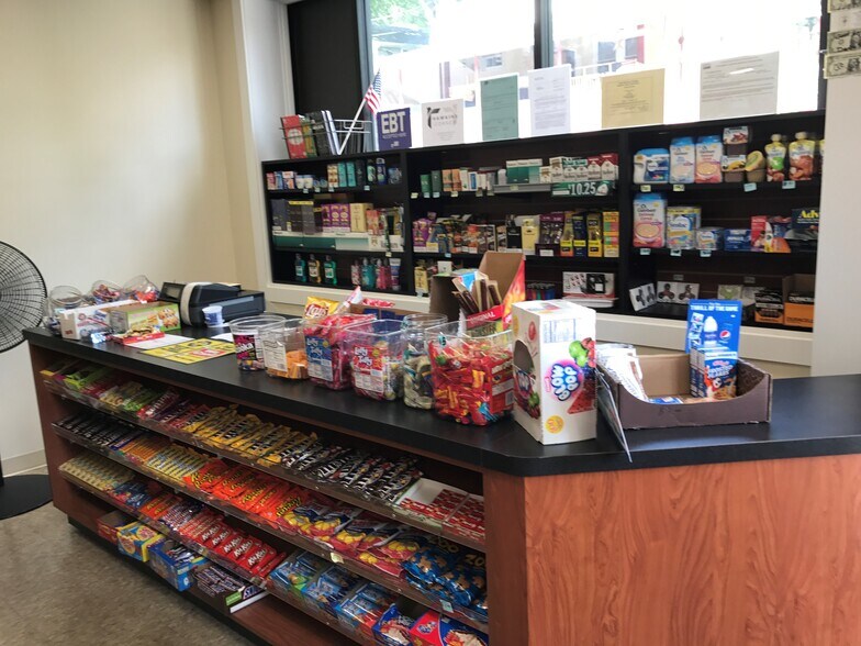 More Photos Of 78 Hawkins St, Derby Apartments For Lease