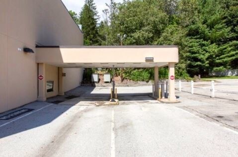 More Photos Of 337 Oak Ave, Spruce Pine Office For Lease