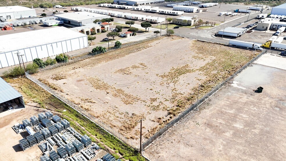 More Photos Of 1126 Black Diamond St, Laredo Land For Sale