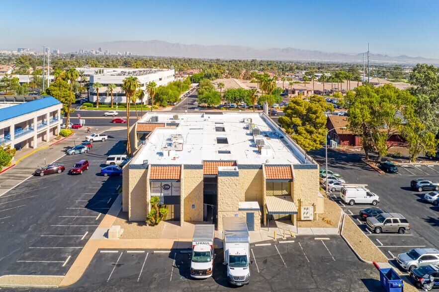 More Photos Of 2225 E Flamingo Rd, Las Vegas Unknown For Lease