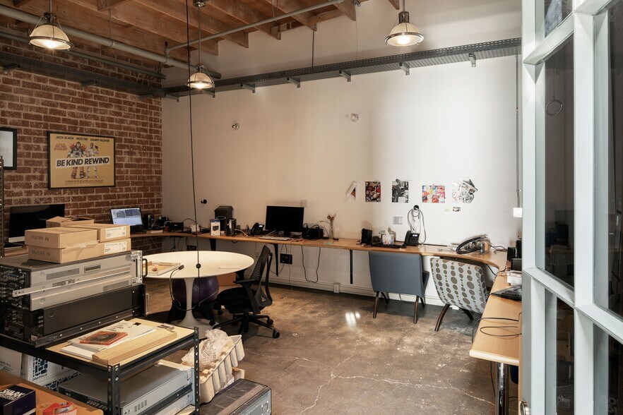 More Photos Of 1630 Euclid St, Santa Monica Loft Creative Space For Sale
