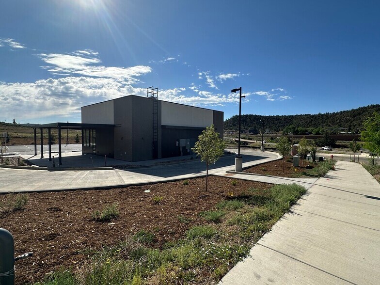 More Photos Of 29 Copper Ct, Durango General Retail For Sale