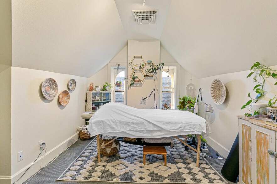 More Photos Of 1557 Ogden St, Denver Office Residential For Sale