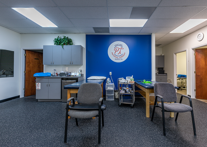 More Photos Of 335 Roselane St NW, Marietta Medical For Lease