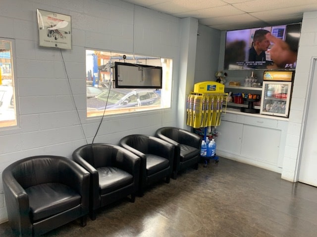 More Photos Of 655 Mapunapuna St, Honolulu Warehouse For Lease