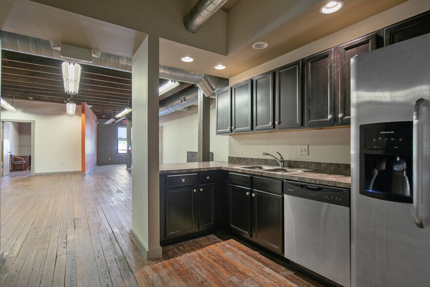 More Photos Of 159 Maxwell St, Fayetteville Office Residential For Sale