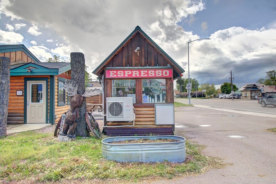More Photos Of 700 9th St W, Columbia Falls Restaurant For Sale