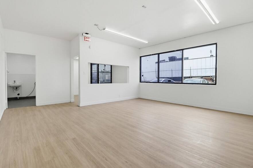 More Photos Of 2345 Via Segundo, San Ysidro Manufacturing For Sale