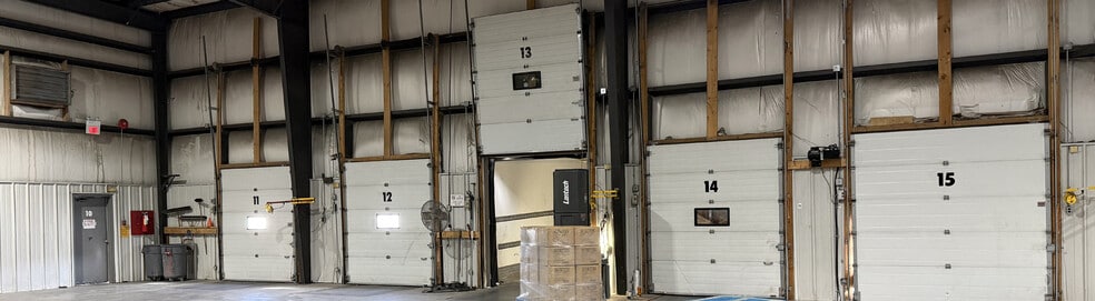 More Photos Of 700 King Edward St, Winnipeg Manufacturing For Lease