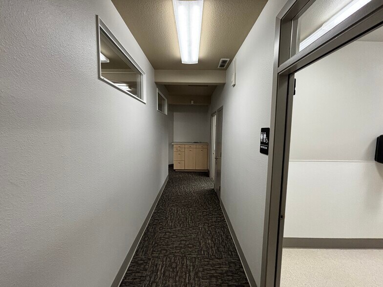 More Photos Of 1515-1535 Liberty St SE, Salem Medical For Lease