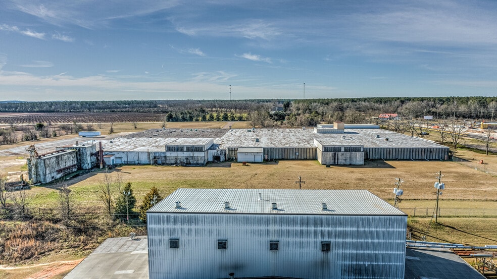 More Photos Of 14 Pine House Rd, Trenton Warehouse For Sale