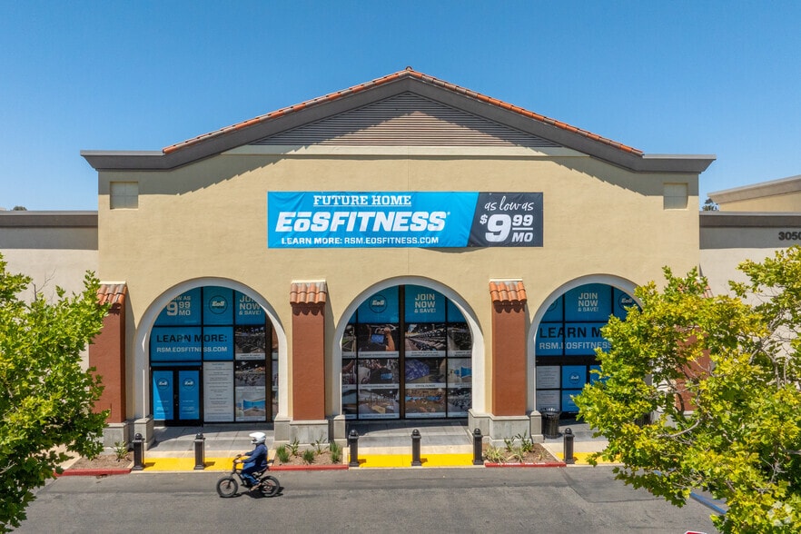 More Photos Of 30501-30505 Avenida de las Flores, Rancho Santa Margarita General Retail For Sale