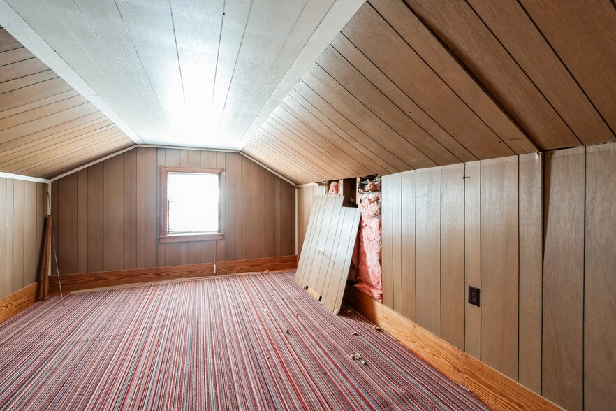 More Photos Of 1040 US-13, Windsor Religious Facility For Sale