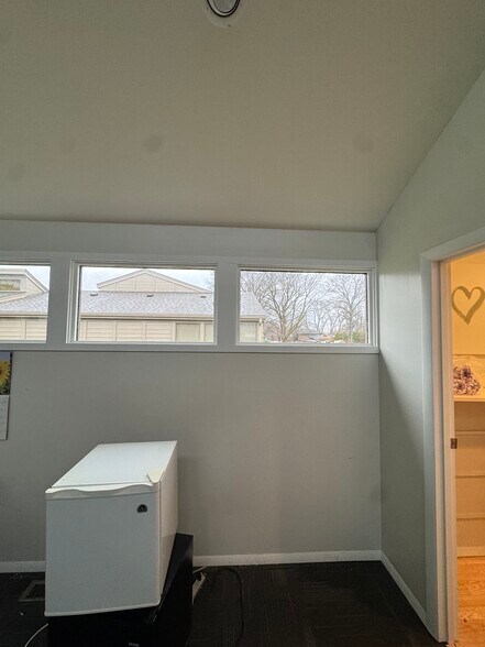 More Photos Of 3200 Sycamore Ct, Columbus Medical For Lease