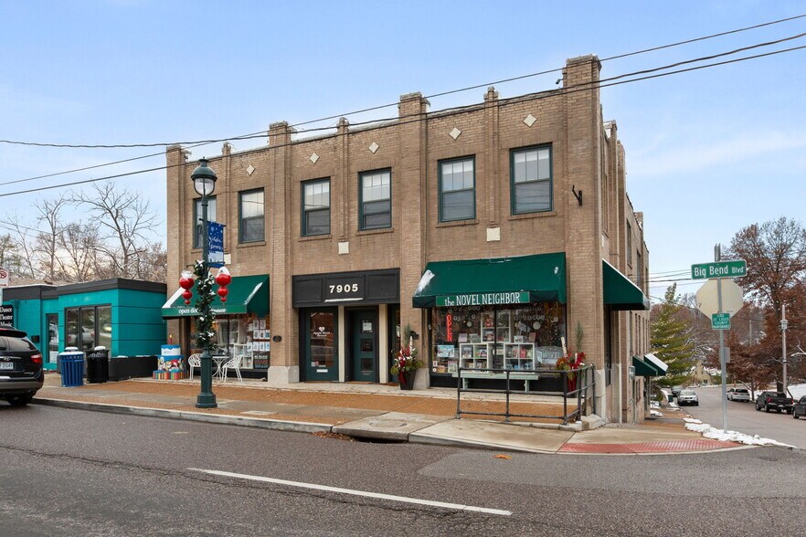 Primary Photo Of 7905 Big Bend Blvd, Webster Groves Office For Lease