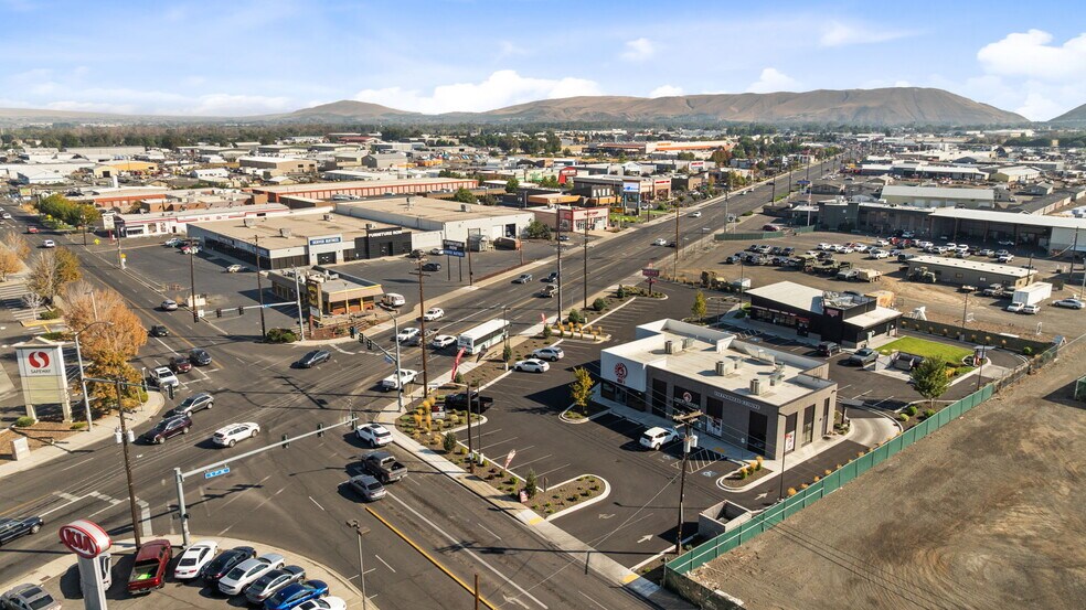 More Photos Of 1802 1st, Yakima Restaurant For Sale