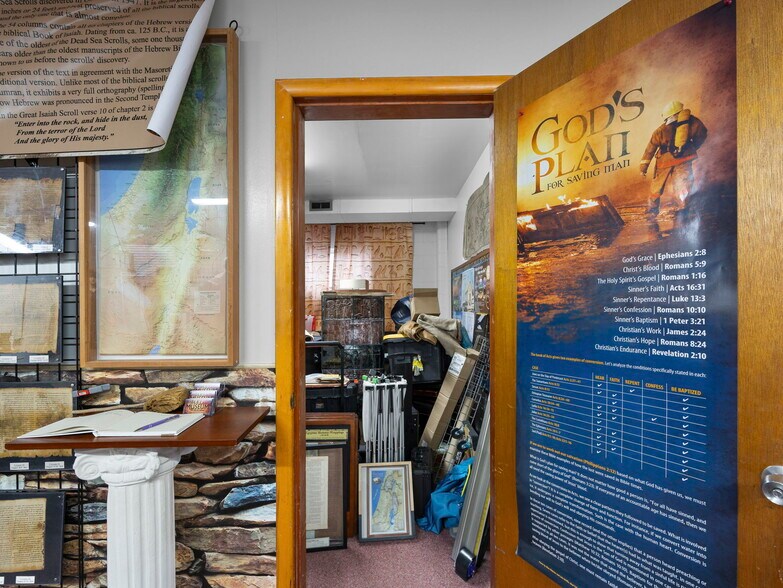More Photos Of 39590 Pioneer blvd, Sandy Religious Facility For Sale