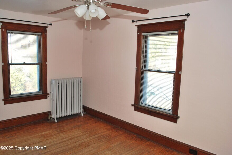 More Photos Of 630 N Courtland St, East Stroudsburg Multifamily For Sale