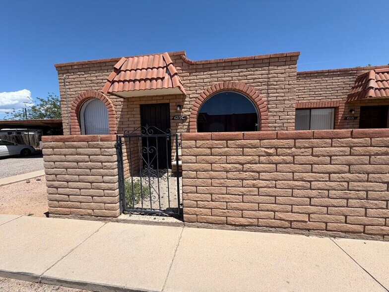 More Photos Of 4211-4219 E Lee St, Tucson Apartments For Sale