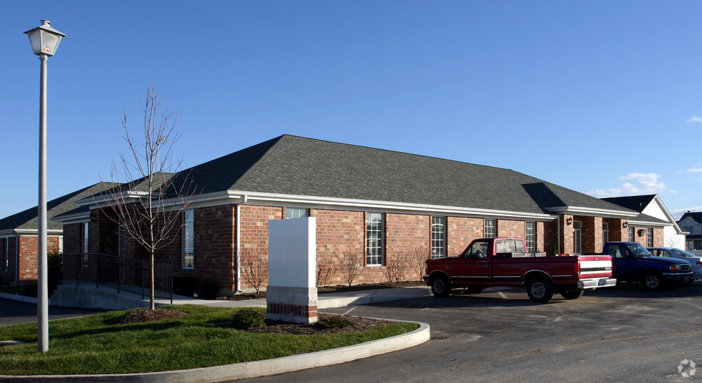 Primary Photo Of 22 Richmond Center Ct, Saint Peters Office For Sale