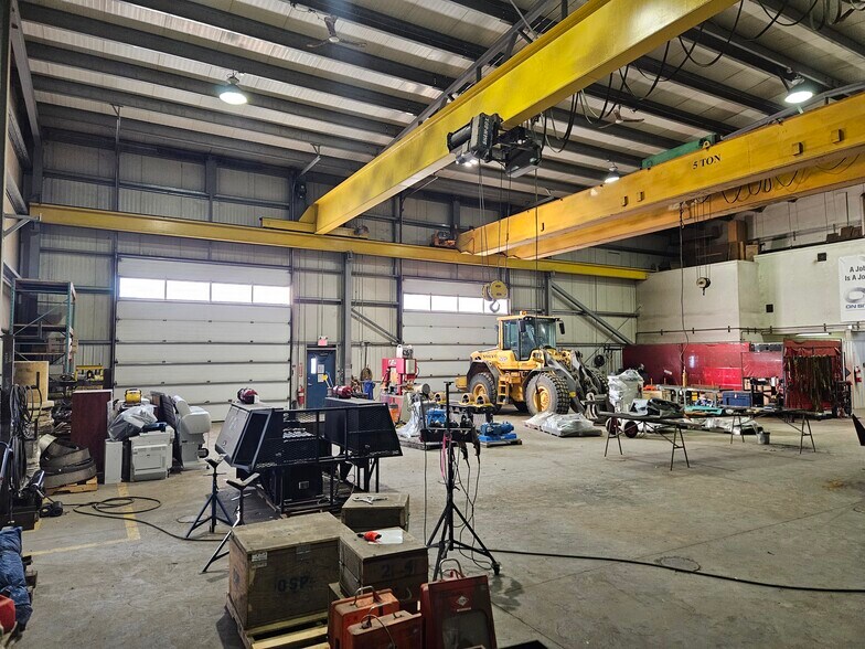 More Photos Of 501 14th Ave, Nisku Warehouse For Lease