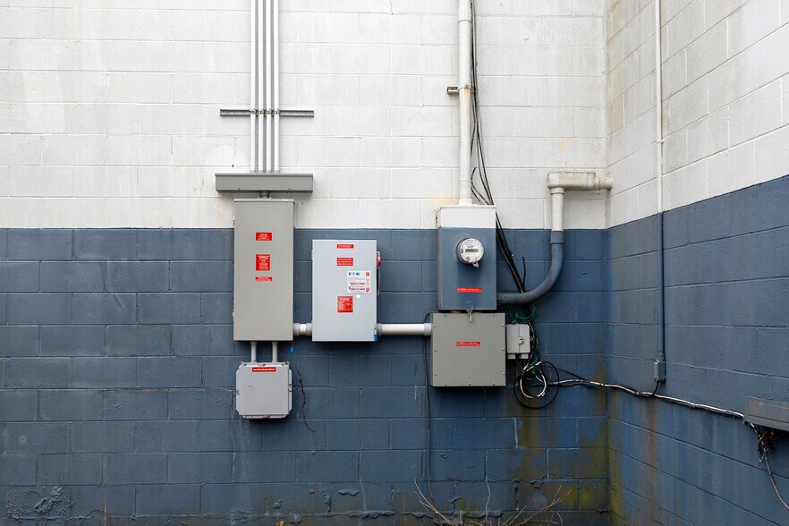 More Photos Of 344 Main Rd, Vineland Freestanding For Sale