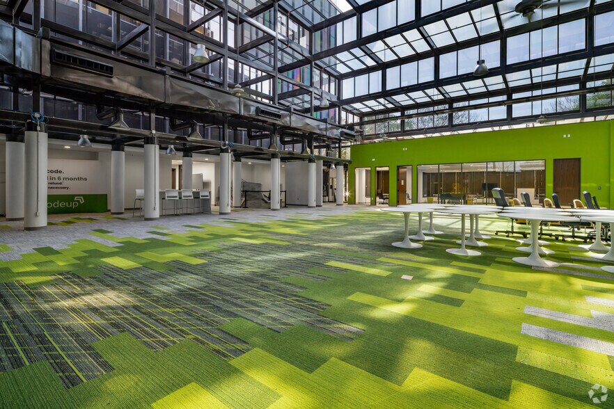 More Photos Of 8700 Tesoro Dr, San Antonio Unknown For Lease