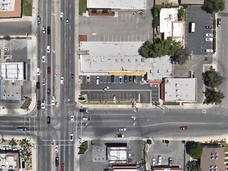 More Photos Of 3699 Ming Ave, Bakersfield General Retail For Sale