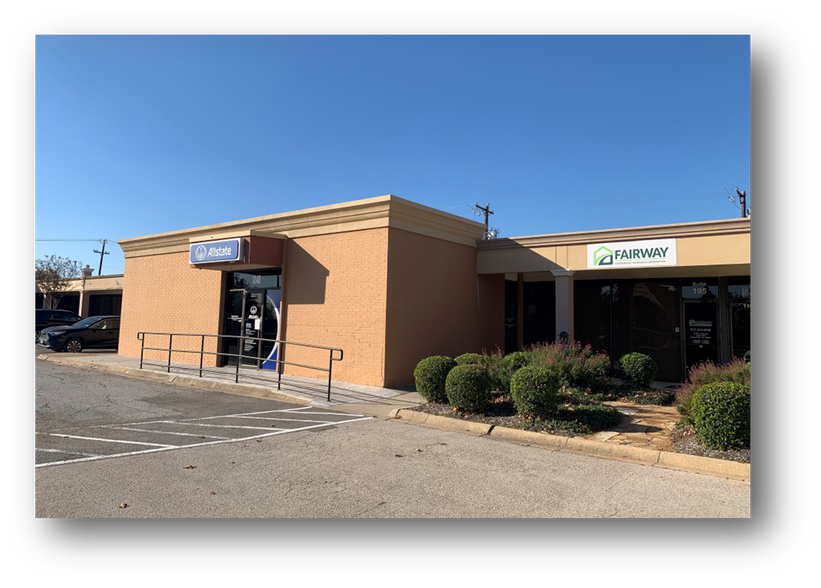 More Photos Of 1340 S main St, Grapevine Office For Lease