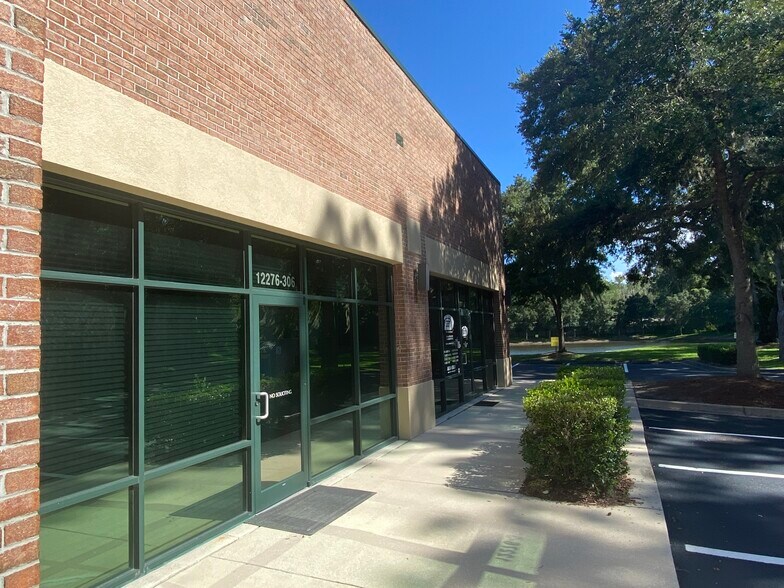 More Photos Of 12276 San Jose Blvd, Jacksonville Coworking Space
