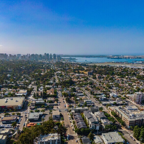 More Photos Of 719 W Washington St, San Diego Fast Food For Sale